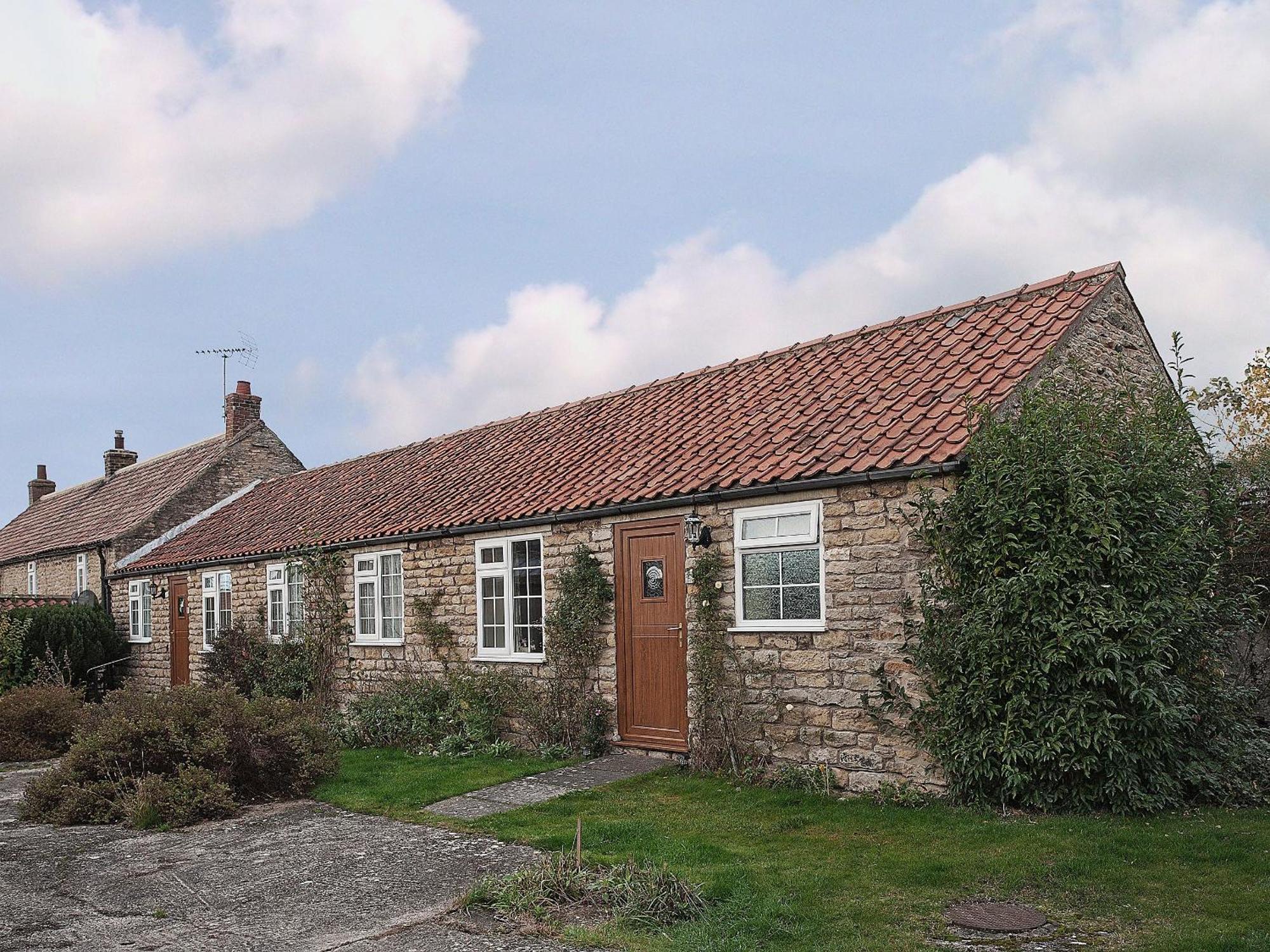 Pear Tree Farm Cottages - Rchm38 Ebberston Exterior photo
